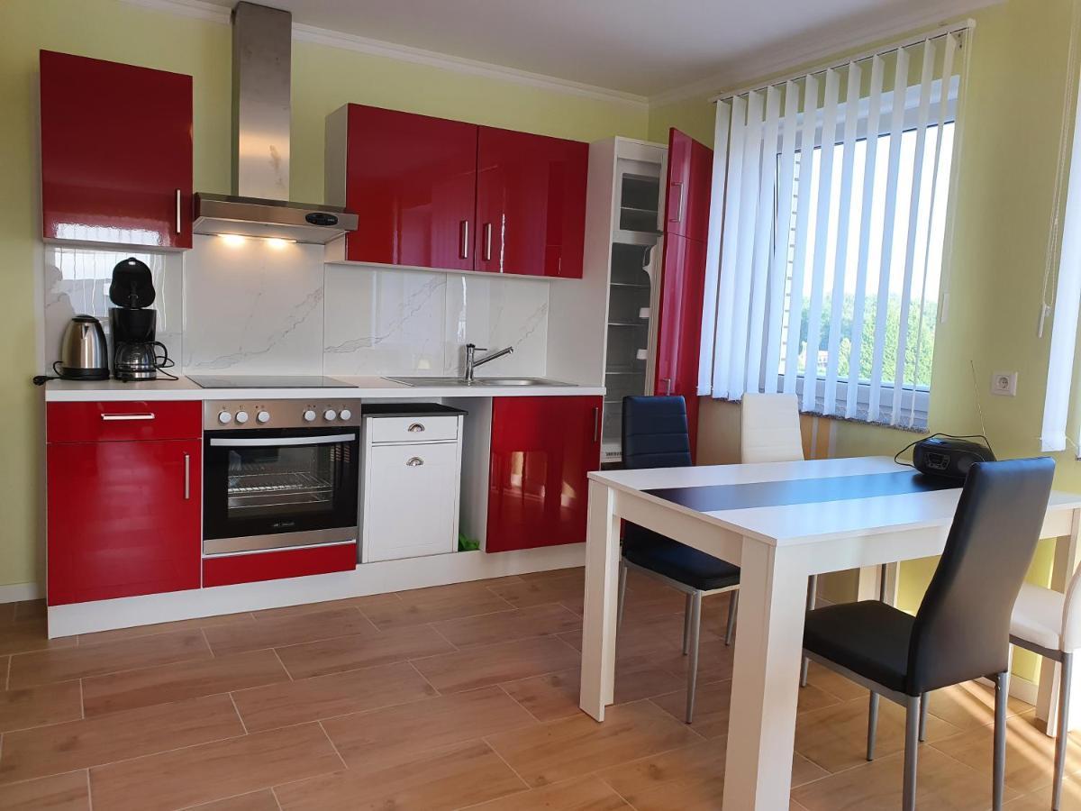 Lucys Haus 2 "Am Peeneblick" Peenemunde Buitenkant foto
