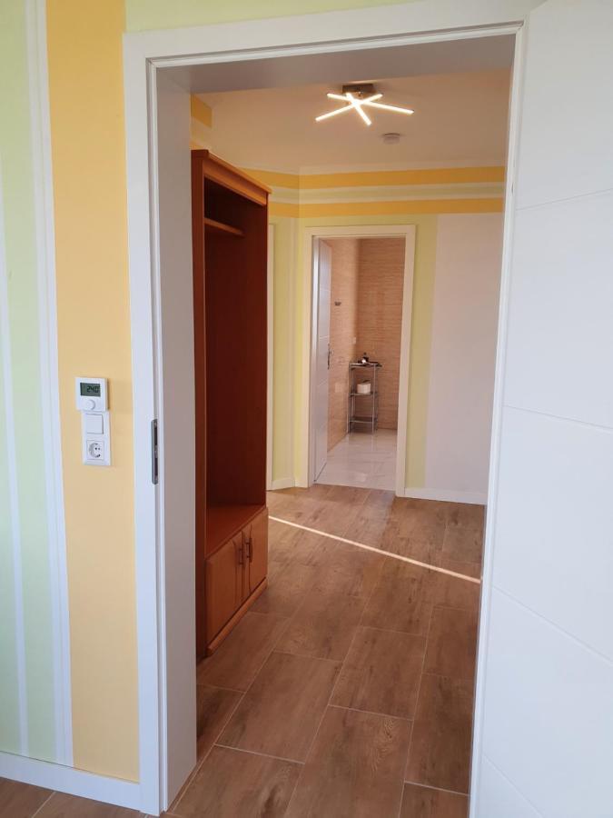 Lucys Haus 2 "Am Peeneblick" Peenemunde Buitenkant foto